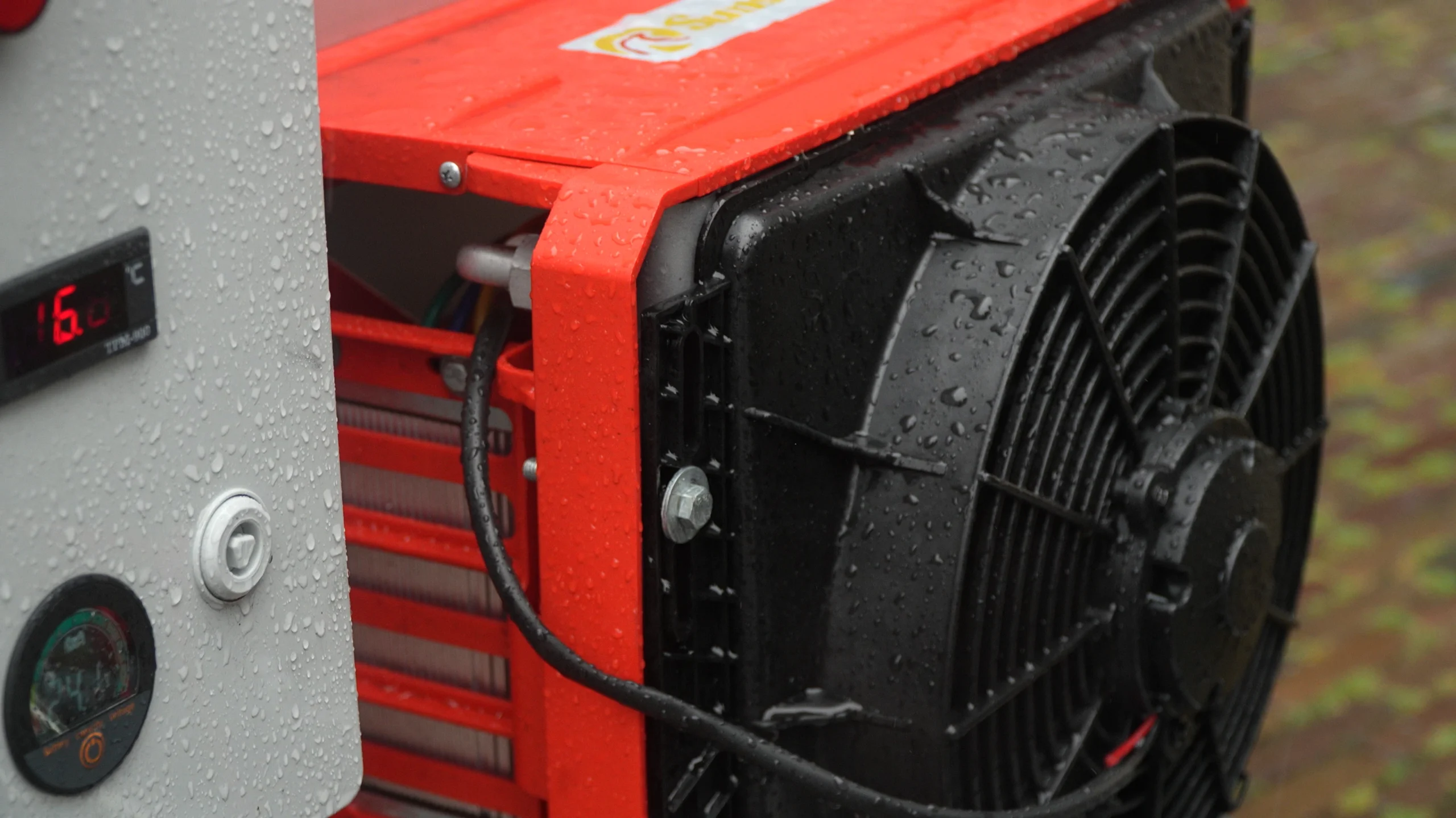 AC unit inside the trailer