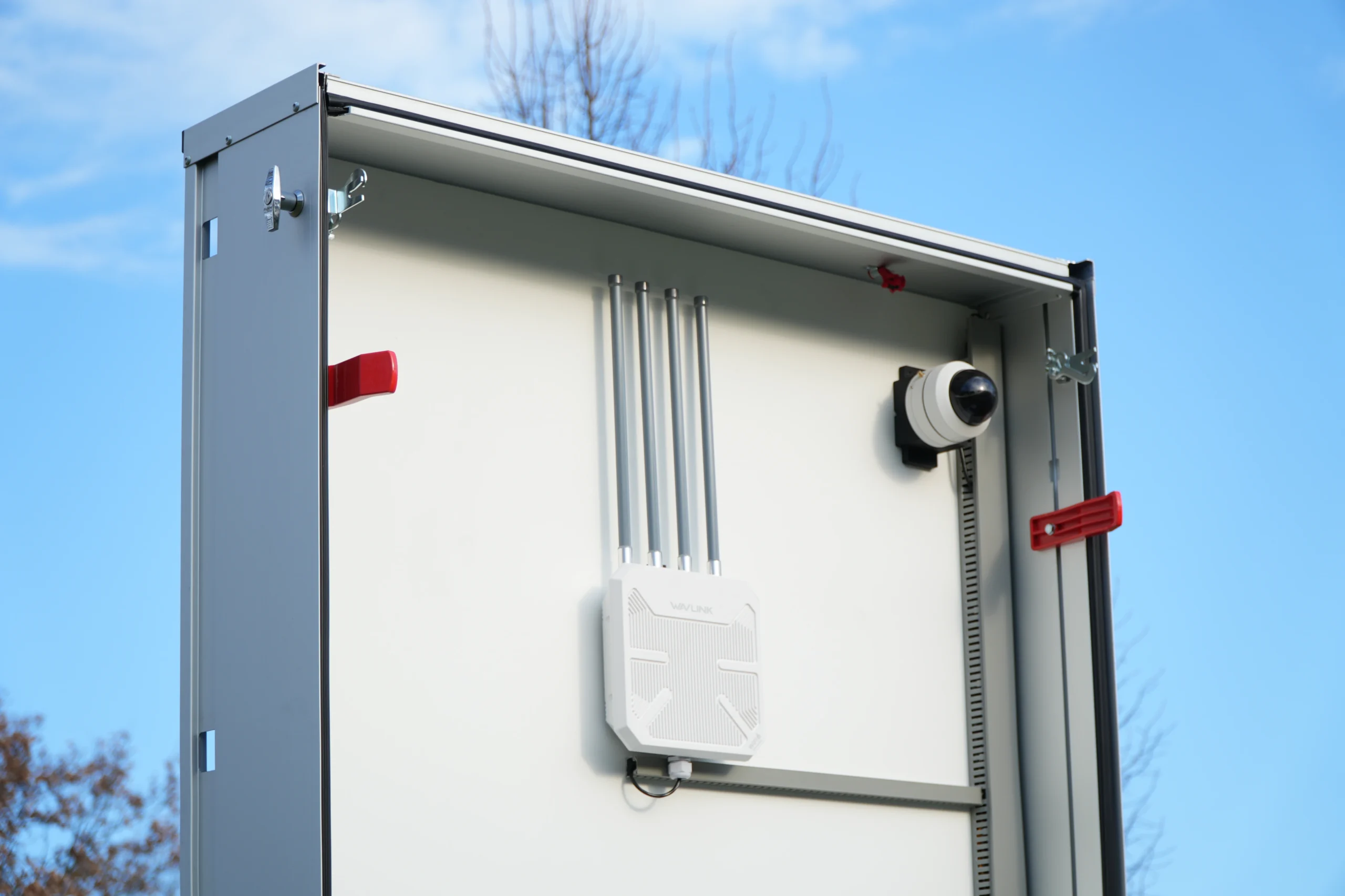 Connectivity Hardware